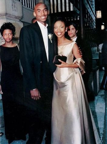 Singer, Brandy who was Kobe Bryant&#8217;s High school prom date, speaks out on his death