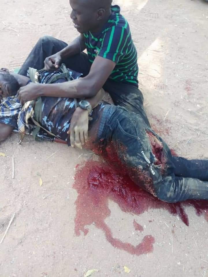 Policeman allegedly killed by soldier fighting over a girl in Borno (graphic photo)