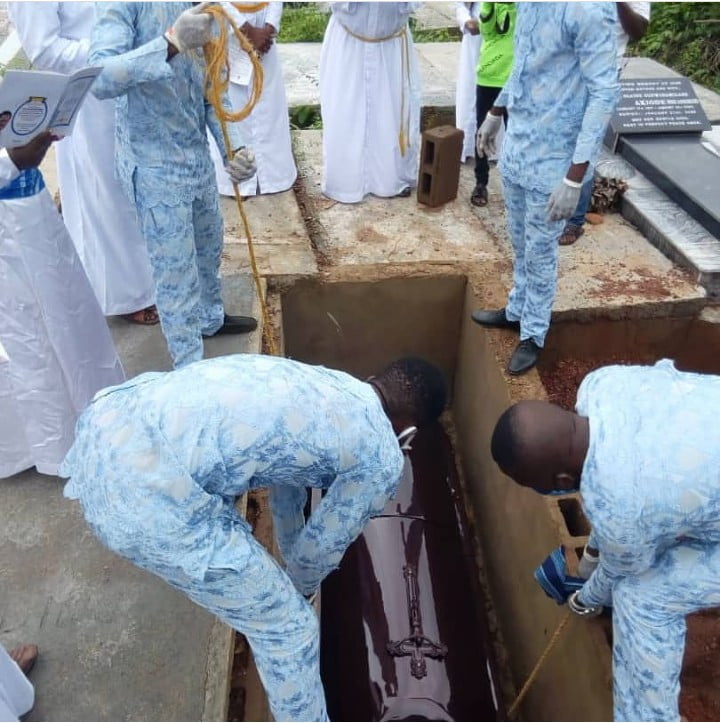 Nollywood actor, Pa Kasumu laid to rest (photos)