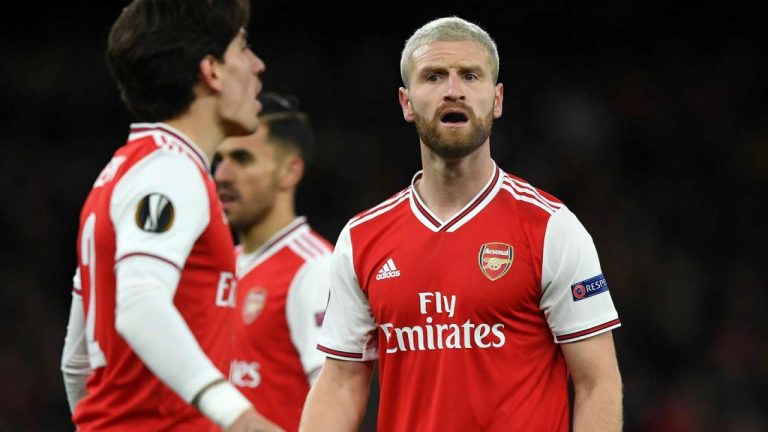 Mustafi Joins Schalke From Arsenal